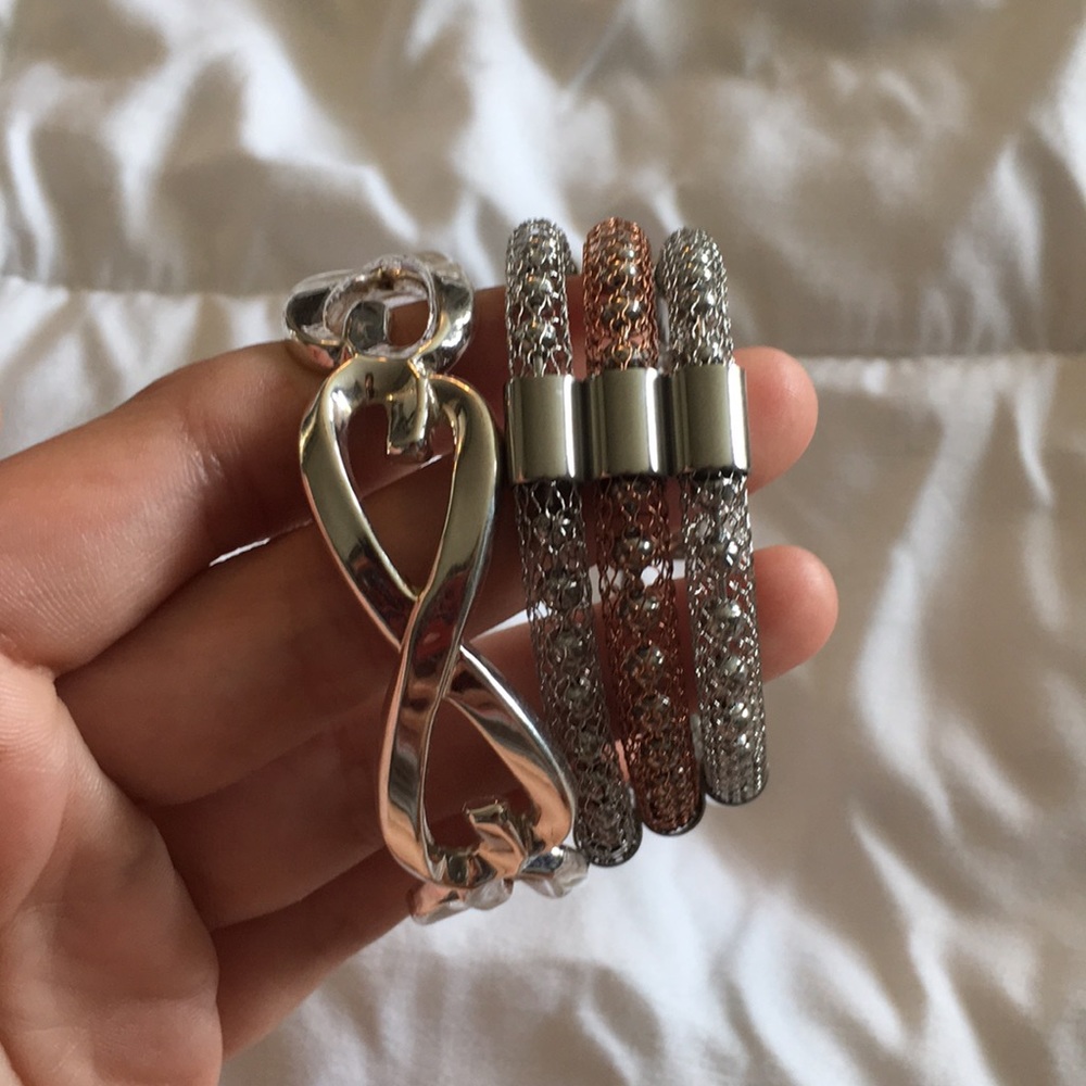 Silver bracelet set